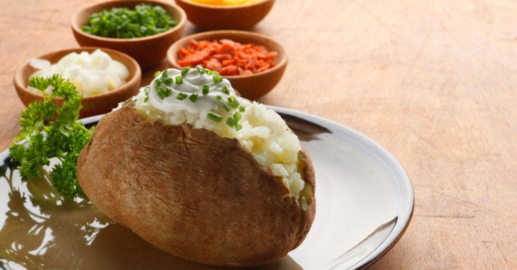 How to Cook Baked Potatoes in an Air Fryer